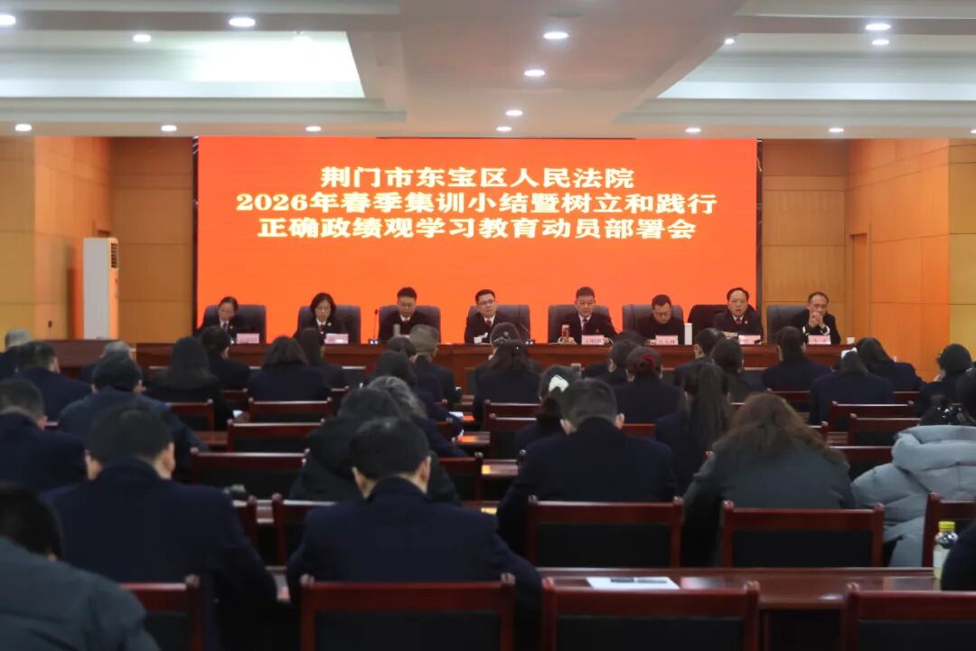 deac6f8d5baf68827261e69b6e2621b.jpg